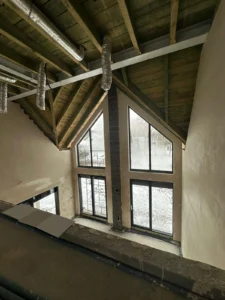 zdjęcie przedstawia wykonane tynki gipsowe