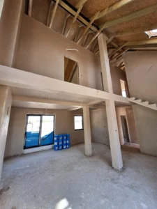 zdjęcie przedstawia wykonane tynki gipsowe