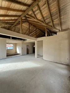 zdjęcie przedstawia wykonane tynki gipsowe