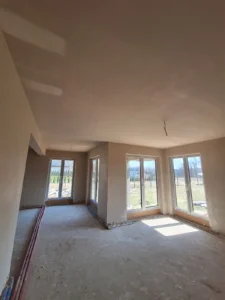 zdjęcie przedstawia wykonane tynki gipsowe