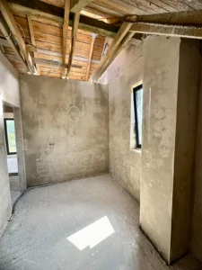 zdjęcie przedstawia wykonane tynki hybrydowe